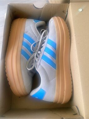 Adidas VL Court Bold Suede Platform Sneakers w/box ~ 7